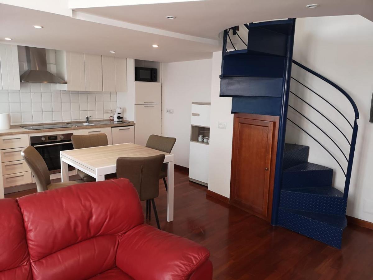 Marina Apartment City Centre Cagliari Exteriér fotografie