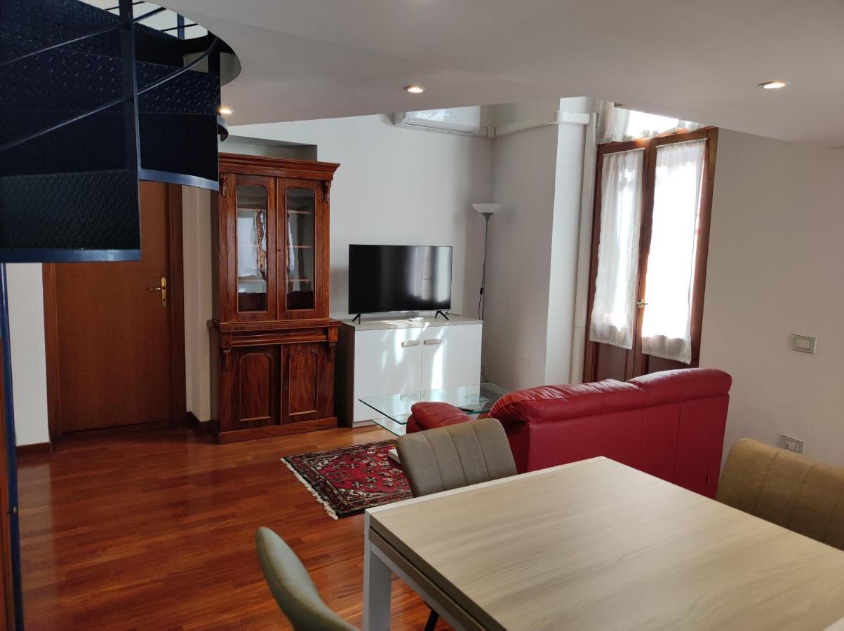 Marina Apartment City Centre Cagliari Exteriér fotografie